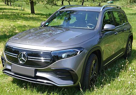 Mercedes-Benz EQB 300 *AMG*neuwertigerZustand*gepflegt*20"Zoll*wenige Km
