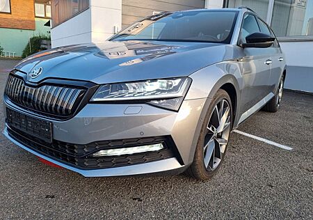 Skoda Superb Sportline iV Matrix 360°Kam DCC AHK Digi Canton