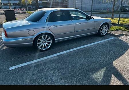 Jaguar XJ8 3.5 Sovereign, Vollausstattung , Klassiker
