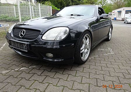 Mercedes-Benz SLK 230 Komplett auf AMG Optik umgebaut Tiefer 18"