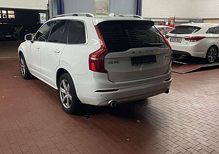 Volvo XC 90 XC90 D5 AWD Geartronic Momentum