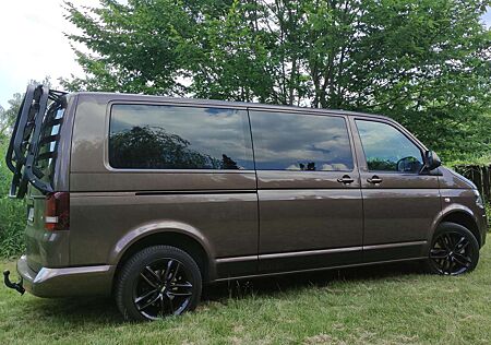 VW T5 Multivan Volkswagen Multivan DSG Highline