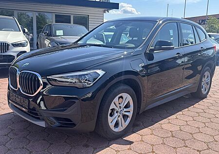 BMW X1 xDrive25e Advantage AHK NAVI LEDER HUD LED