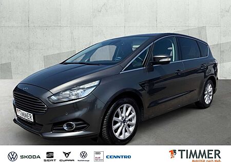 Ford S-Max Titanium