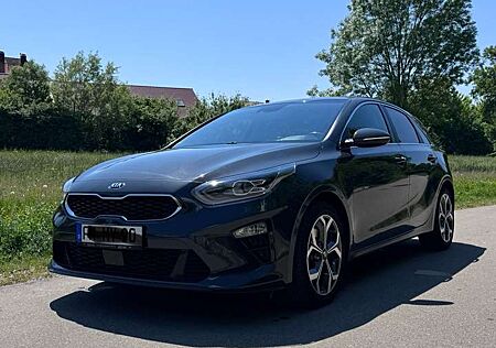 Kia Cee'd Ceed / 1.4 T-GDI OPF Spirit