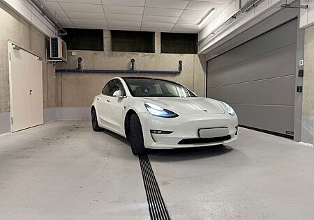 Tesla Model 3 Longrange-Allrad Dual Motor