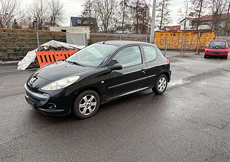 Peugeot 206 + Basis *Klima *Tüv 2/17