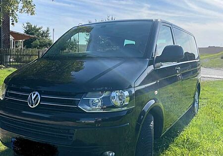 VW T5 Multivan Volkswagen *Ausstattung Team*AHK*Standheizung*Austauschmotor