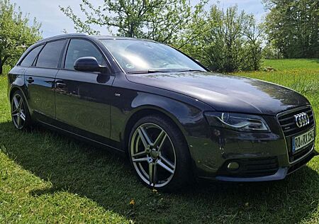 Audi A4 Avant Diesel Avant 3.0 TDI DPF quattro S line S