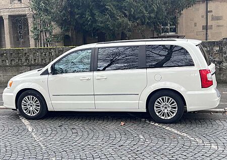 Lancia Voyager 2.8 CRD16vGold