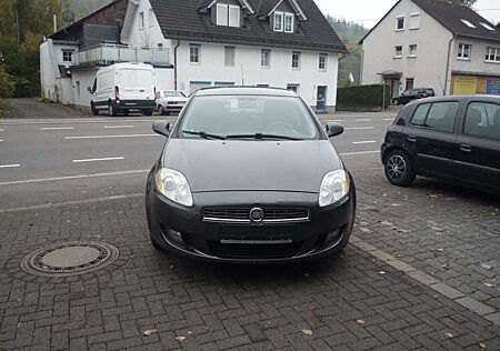 Fiat Bravo 1.4 16V T JET Dynamic (88kW)