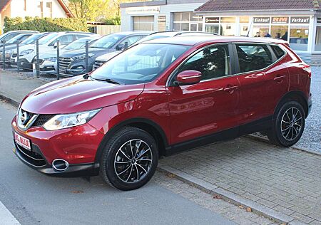 Nissan Qashqai *1-Hand*AHK*Navigation*Finanzierung*