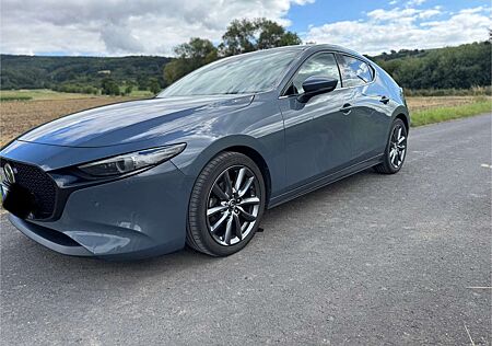 Mazda 3 SKYACTIV-G 2.0 M-Hybrid Vollausstattung!