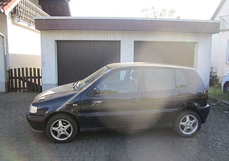 VW Polo Volkswagen 6N 1.6 Comfortline 5-Türer/SD/75PS/333,-!!!