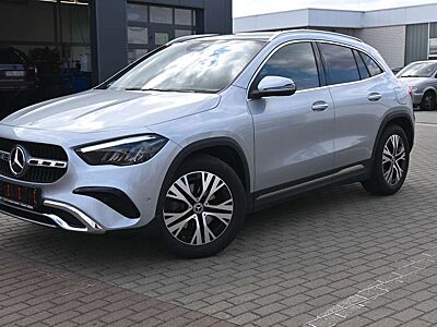 Mercedes-Benz GLA 200 DKG Progressive*PANO*CAM*Totw.*AHK