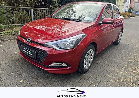 Hyundai i20 YES! Klima Einparkhilfe Sitzheizung