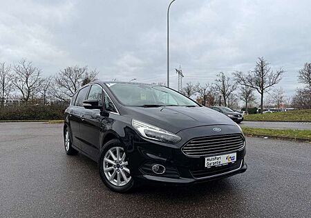 Ford S-Max Titanium AWD Garantie Tüv Servic Neu