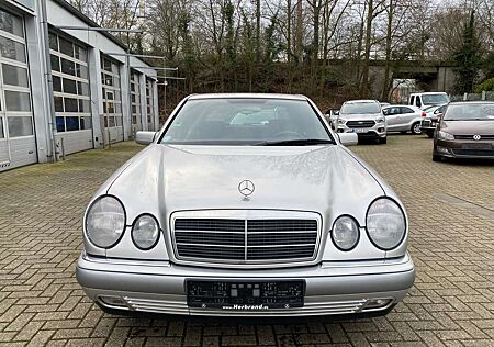 Mercedes-Benz E 280 Elegance