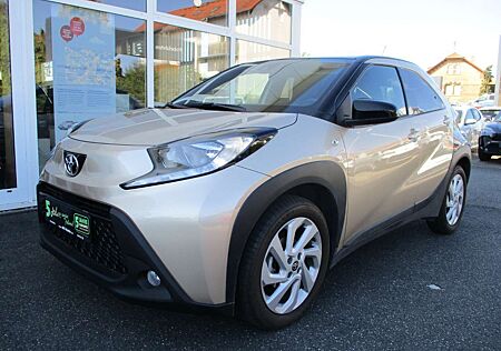 Toyota Aygo 1.0 Pulse CVT Kamera Klima Carplay Alu