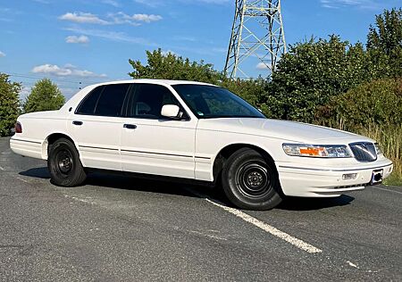 Ford Crown gebraucht kaufen Ford Crown Mercury Grand Marquis GS baugleich