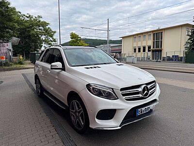 Mercedes-Benz GLE 350 4Matic 9G-TRONIC AMG Line Panorama