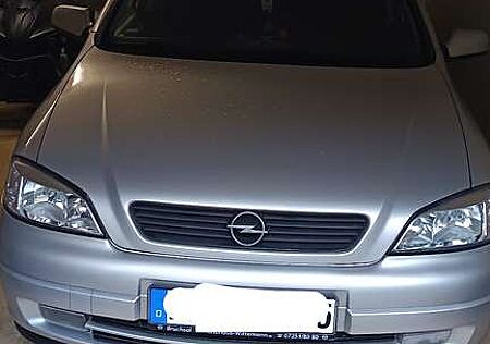 Opel Astra 2000 Edition