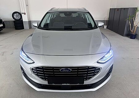 Ford Focus 1,5 TDCI Titanium "NAV-LED-PDC-ACC-KAMERA"