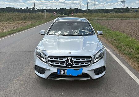 Mercedes-Benz GLA 200 7G-DCT AMG Line