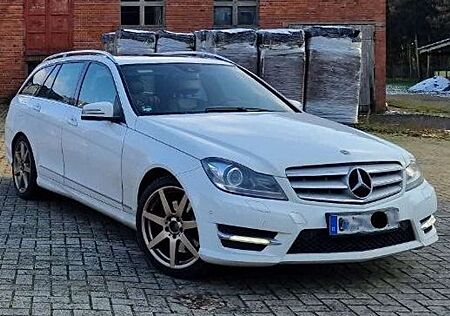 Mercedes-Benz C 220 T CDI DPF (BlueEFFICIENCY) 7G-TRONIC Avantga