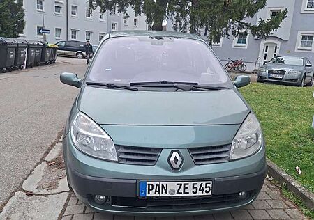 Renault Scenic 1.6 v16