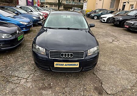 Audi A3 1.6 Attraction*Klimaautomatik*Euro 4