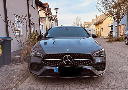 Mercedes-Benz CLA 200 (118.687)