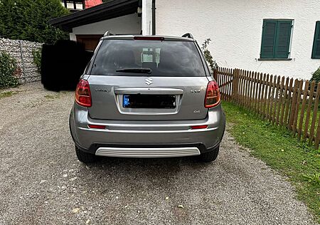 Suzuki SX4 1.6 VVT 4x4 Comfort. TÜV NEU 08/2027
