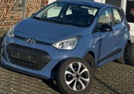 Hyundai i10 1.2 Fifa World Cup EditionTÜVNEUScheckheft