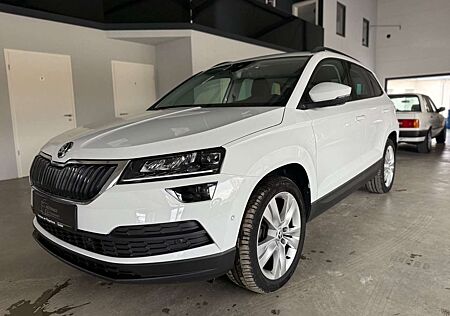 Skoda Karoq gebraucht kaufen Skoda Karoq 1.5 TSI Style LED/ACC/Stand-HZ/PDC/AHK
