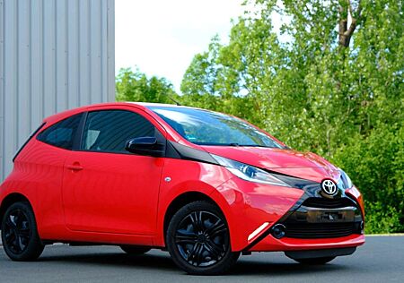 Toyota Others Aygo (X) 1,0-x-play/Klima/gepflegt