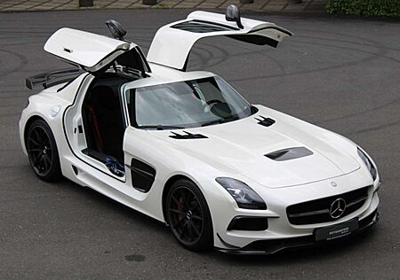 Mercedes-Benz SLS AMG Black Series Neufahrzeug/B&O/Keramik