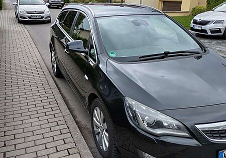 Opel Astra 1.7 CDTI DPF Sports Tourer Edition