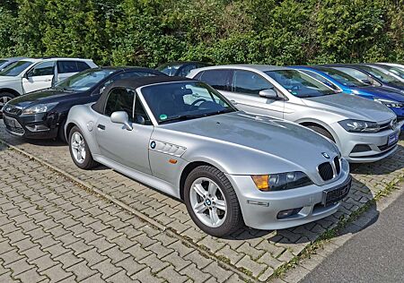 BMW Z3 roadster 1.9i/1.Hand/Top Gepflegt/Original Zustand