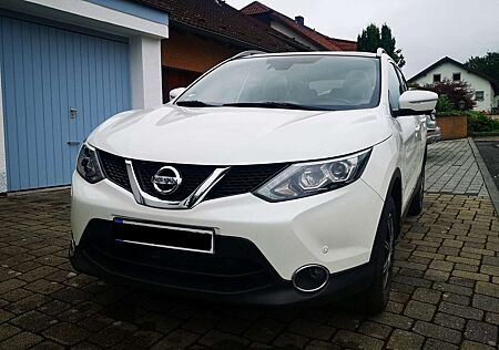 Nissan Qashqai 1.2 DIG-T ACENTA