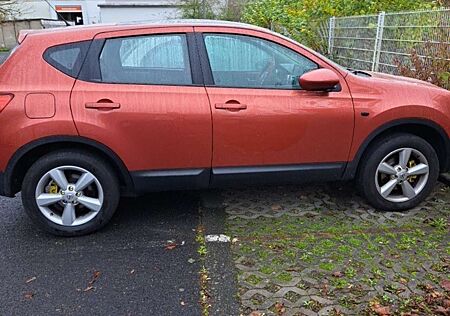 Nissan Qashqai 2.0 4 x CVT tekna