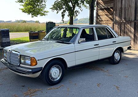 Mercedes-Benz 250
