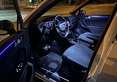 VW Tiguan Volkswagen 2.0 TDI R-Line