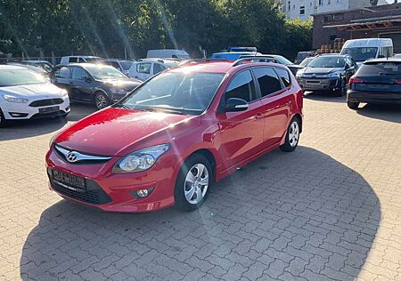 Hyundai i30 cw Comfort *2 HAND*