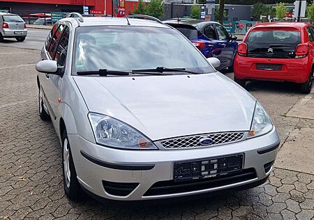 Ford Focus Turnier Ghia Exclusiv