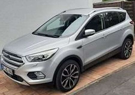 Ford Kuga 1.5 EcoBoost 2x4 Cool