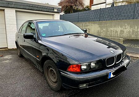 BMW 520i 520