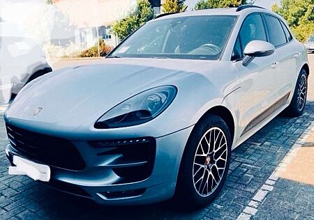 Porsche Macan GTS