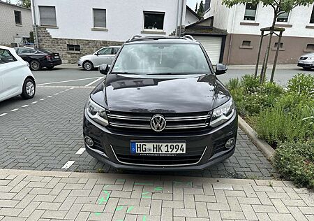 VW Tiguan Volkswagen 1.4 TSI DSG BlueMotion Technology Lounge Sport & S