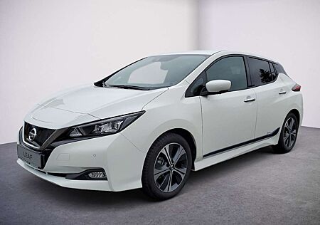 Nissan Leaf 40kWh NAVI LED ProPilot E-Pedal Android Apple